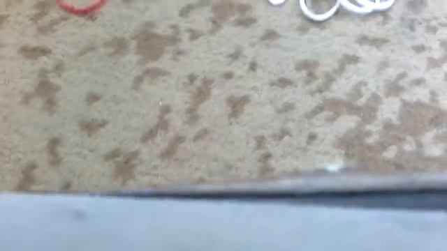 Урок из резинок делаем банан и новогоднию конфетку смотреть онлайн