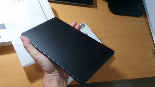 Khui hộp máy tính bảng phổ thông Samsung Tab A9 2023 thiết kế đẹp giá 3,5tr смотреть онлайн