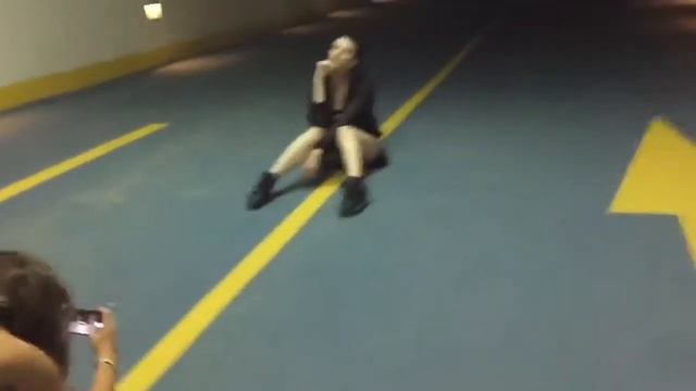 VLOG FROM DUBAI p.3 «Гастарбайтер Настя в Дубае» смотреть онлайн