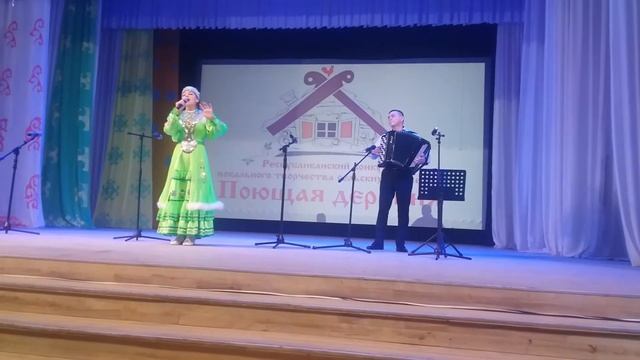 Поет Сюмбуль Султангалиева. д. Старотимкино. Март 2021 г. смотреть онлайн