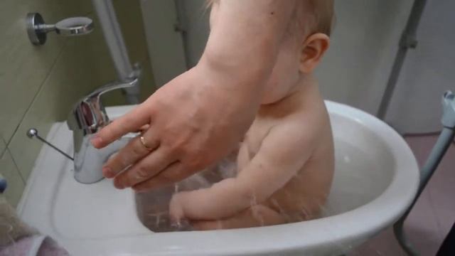 Любимое место умывания смотреть онлайн