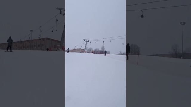 Лизок осваивает Пужалову гору смотреть онлайн