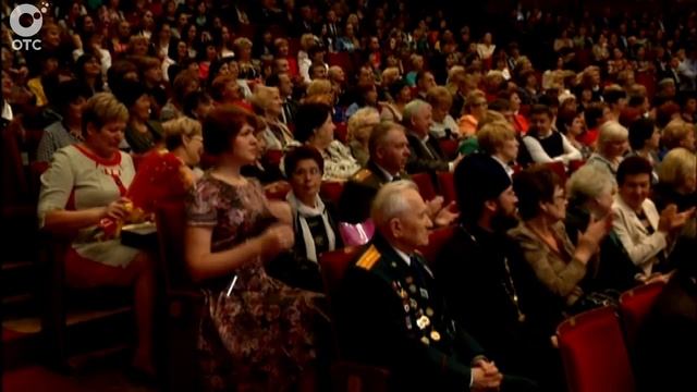 Премию "Почётный работник образования Новосибирской области" получили 5 педагогов смотреть онлайн