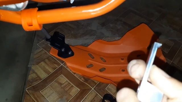 AVANTIS ENDURO-установка пластиковой защиты