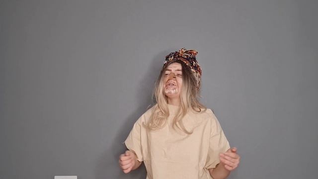 Крючкова Владислава. Прочтение в образе бабы яги басни "Свинья -невеста" Олеся Емильянова смотреть онлайн