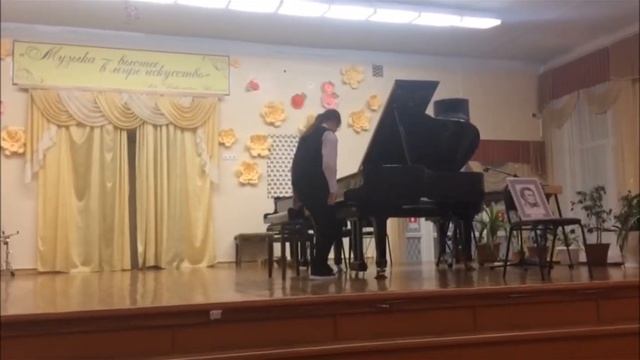 «Есть только миг... » концерт класса Е.Ю. Беспаловой смотреть онлайн