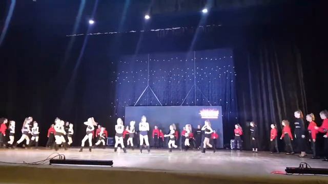 НАЭСТ Каскад. Танец "Метро" смотреть онлайн