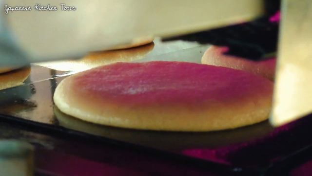 「博多の老舗菓匠」如水庵原工房のどらやき作りに密着！職人技 福岡 | Japanese Street Food