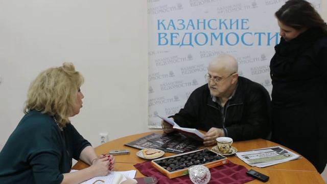 Александр Славутский в редакции газеты "Казанские Ведомости" смотреть онлайн