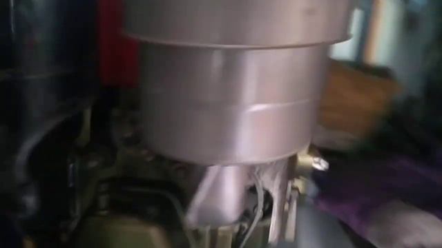 Tes yanmar ts130/13hp vs Hitachi 15hp. 250L 200psi смотреть онлайн