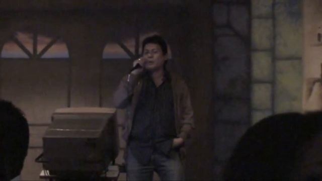 Bob Alas singing Wherever You Will Go at Bistro Manila, Jan 2009 in High Definition смотреть онлайн