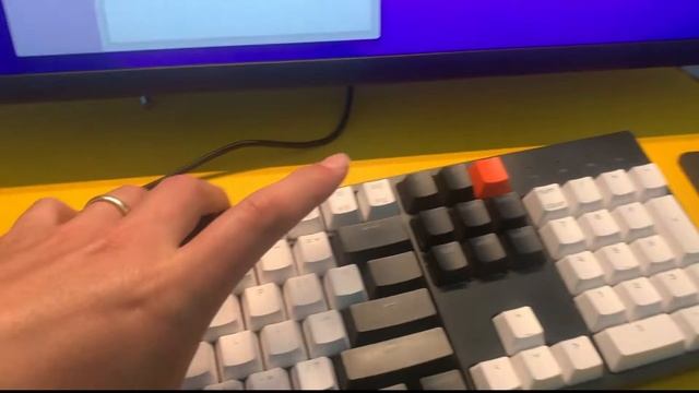 Keychron C2 right "Cmd" not working when combined w left & right arrows (office C2 vs. home C2) смотреть онлайн