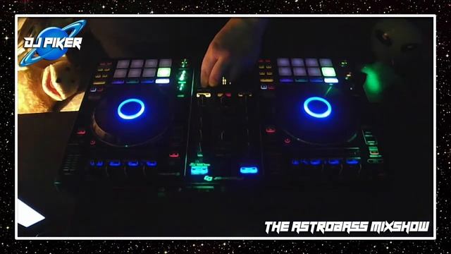 DJ Piker - The Astrobass Mixshow (04.04.21) (Drum & Bass) смотреть онлайн