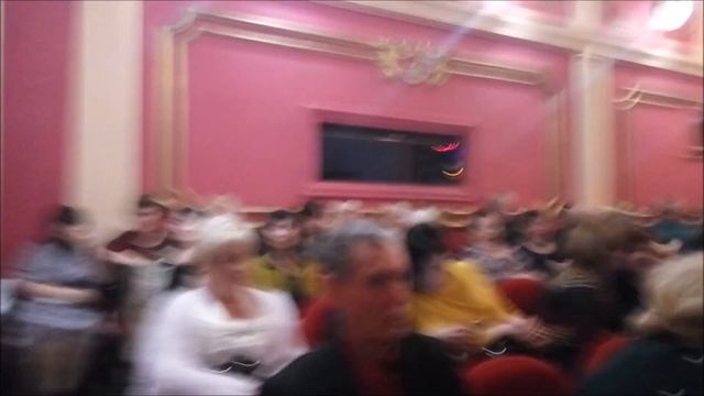 251- Поход в муз.драм.театр. 20 г. Мы любители, театралки. смотреть онлайн