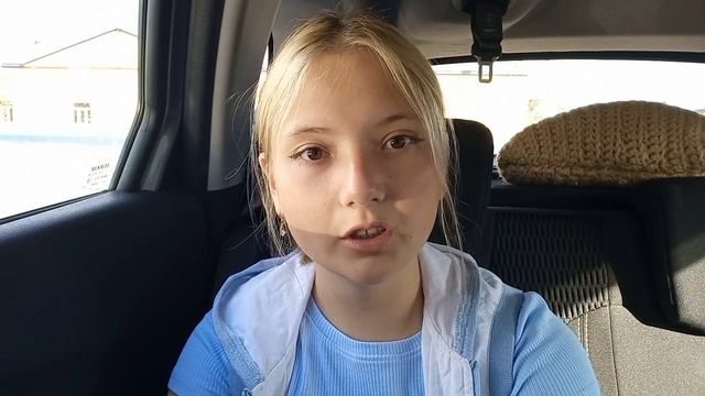 СТРОИТЕЛЬНЫЙ ВЛОГ№2/кладем плитку/купили новые фонарики?!😱 смотреть онлайн