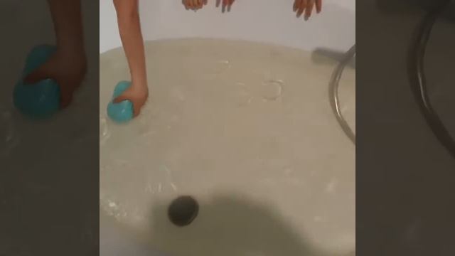 Катер на электромоторе. Игрушка катер RC