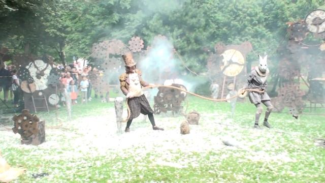 Rīgas svētki 2017 Ielu teātris - Lost Wheels Of Time - Уличный театр Part 2 смотреть онлайн