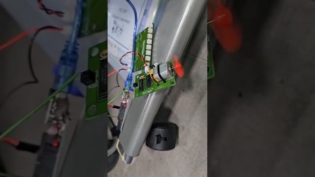 112-1 中學部-多元試探課程-機器人課程-馬達與感測器教學 смотреть онлайн