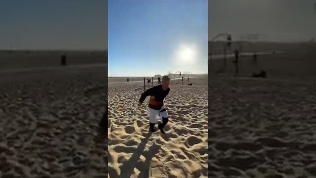 надо как-то научить что-нибудь интересное