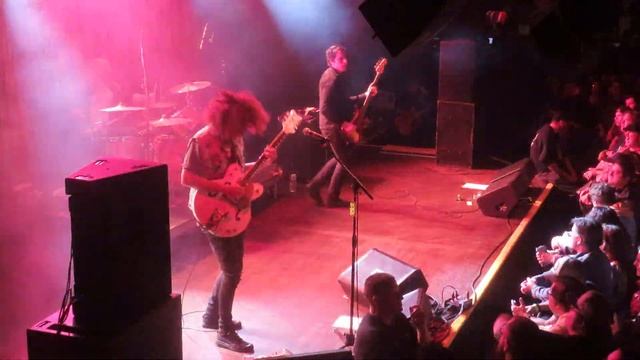 20231125 WOLFMOTHER - 06 - Apple Tree - BOSTON смотреть онлайн