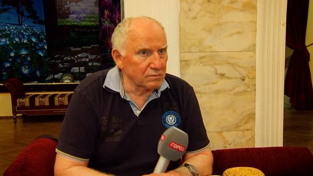 В гостях у «Лишнего билетика» побывал актёр театра и кино Валерий Баринов смотреть онлайн