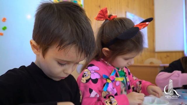 Майстер-клас «Сольові бомбочки» / Медіа-школа Юлії Андріянової смотреть онлайн