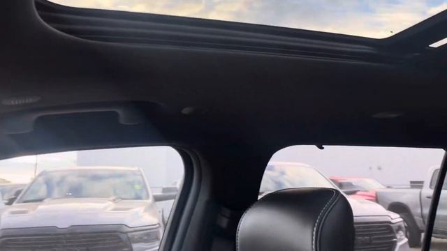 2024 Jeep grand Cherokee overland! смотреть онлайн