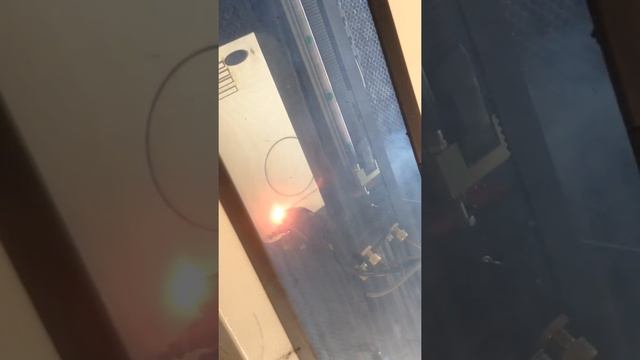 Резка на лазерном станке. скорость 6 мм смотреть онлайн