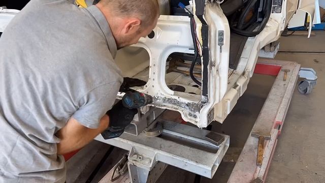 2016 MAN TGS front end repair, cabin repair смотреть онлайн