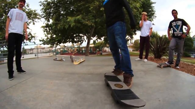 ULTIMATE CARPET BOARD! | YOU MAKE IT WE SKATE IT EP 4 смотреть онлайн