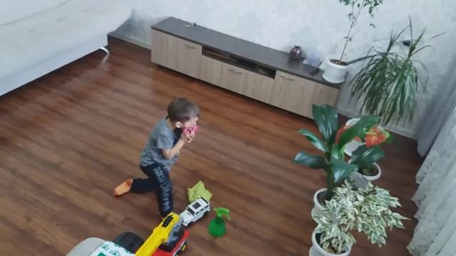 Дамир открыл свою МОЙКУ для машин смотреть онлайн