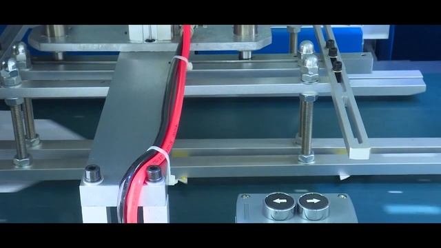 SW Xinwei Tam Otomatik katlanabilir kutu 3-5 bağlantı kanat yapma makinası. смотреть онлайн