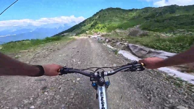 Альпика с Бертоном 26 июля 2023 и кусочек зимнего сезона на Альпике