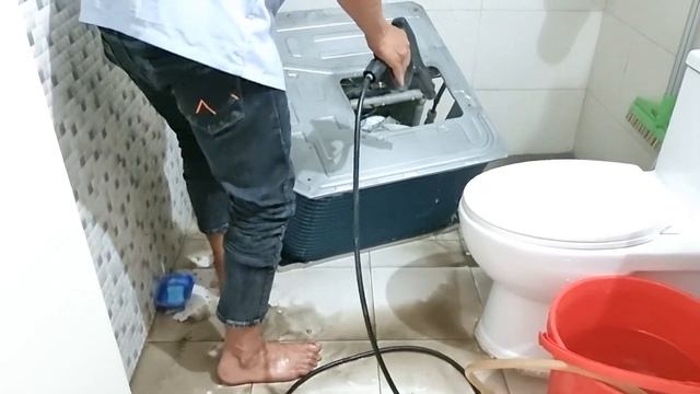 Split & Window AC Servicing смотреть онлайн