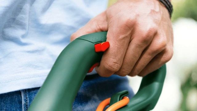 Триммер Bosch EasyGrassCut 23 - что собой представляет? смотреть онлайн