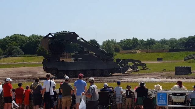 British army battle at Tankfest 2019 смотреть онлайн