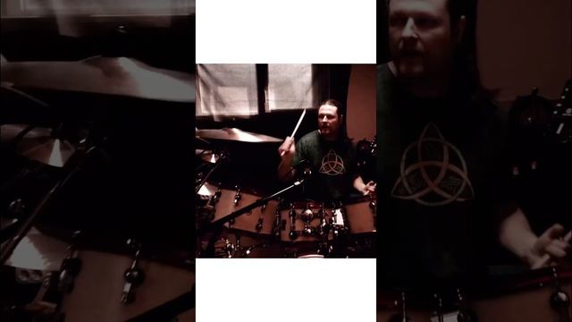 #music #rock #studio #guitarist #vocal #song смотреть онлайн