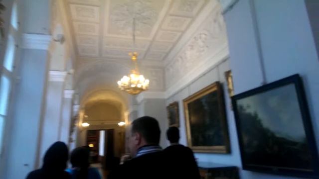 П129 - Эрмитаж - день 5 - видео 29 - Немец опять офигевает в России смотреть онлайн