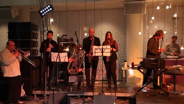 Реконструкция перформанса «Передвижной оркестр майора Брауна» смотреть онлайн