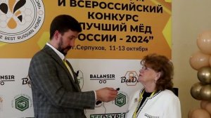 В пчеловодстве с 1972 г. Лариса Морева о создании медовых сомелье в России