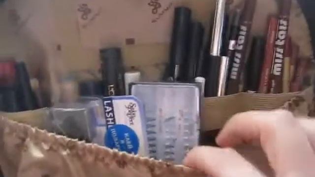 Не хилый такой ЧЕМОДАН для косметики / Suitcase for cosmetics смотреть онлайн