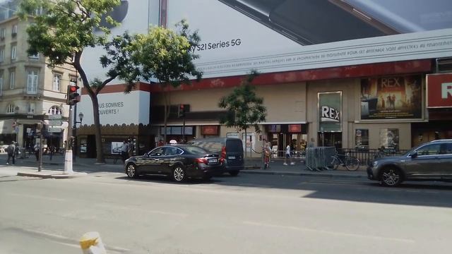 Париж, Кинотеатр "Гран-Рекс", Музей кино, рестораны/Paris, Cinéma Grand Rex. смотреть онлайн