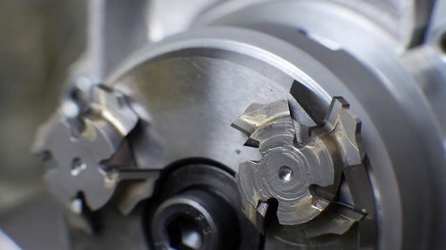 Кромкооблицовочные станки серии Accura от HOLZ-HER смотреть онлайн