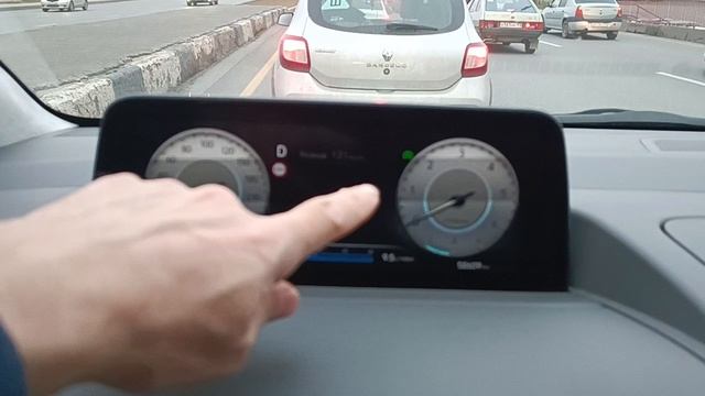 Hyundai Staria как работает система старт-стоп.