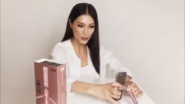 MOMAX Tripod PRO смотреть онлайн