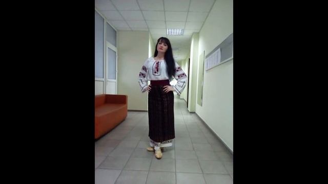 Victoria Ichim(Căpățină) - Au ieșit nașii la joc смотреть онлайн