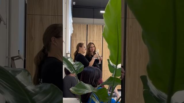 День Италии в MODERN.mp4 смотреть онлайн