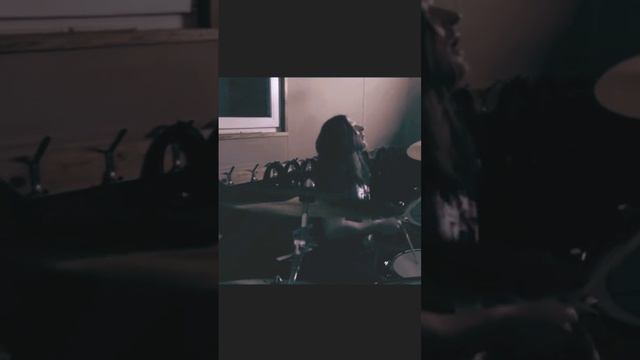 #music #rock #studio #vocal #guitarist #ballad #song смотреть онлайн