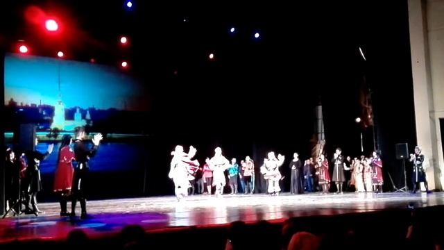 Финальный общий танец. 25.04.2017. Мюзик Холл смотреть онлайн