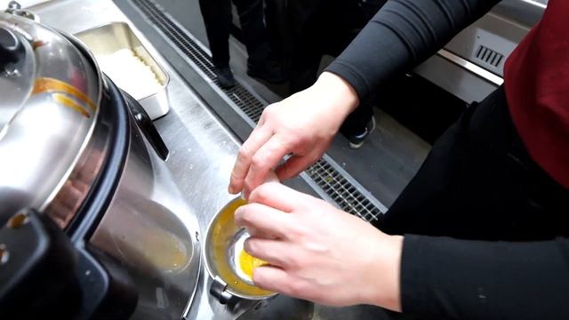 超絶カツ丼ラッシュ！学生、働く男達が愛するがっつりかつ丼屋がスゴイ。